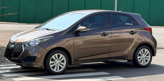 HYUNDAI HB20 1.0 COMFORT 12V FLEX 4P MANUAL HYUNDAI HB20 1.0 COMFORT 12V FLEX 4P MANUAL
